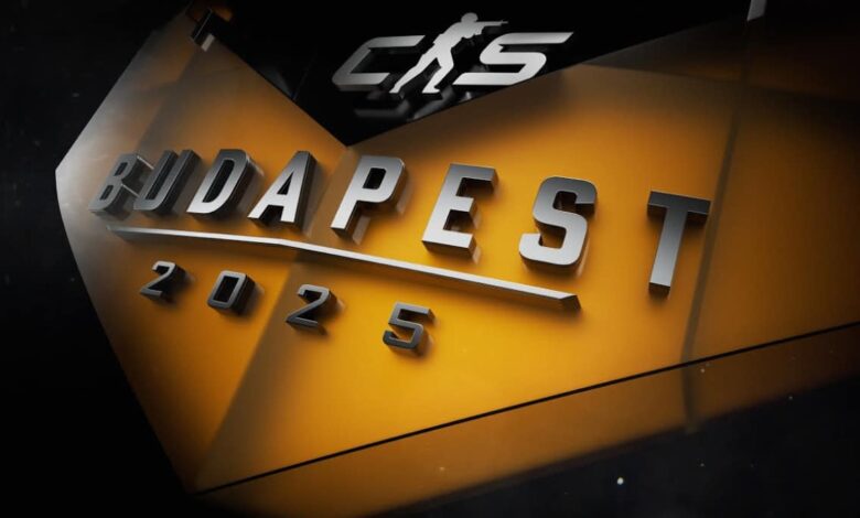 Design futurista com letras prateadas em relevo soletrando 'BUDAPESTE 2025' em fundo laranja brilhante, encimado por um logotipo de jogo