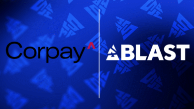 Anúncio da parceria Corpay e BLAST com fundo azul do BLAST Slam