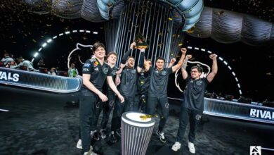 Imagem da equipe FURIA Counter-Strike comemorando a vitória no BLAST Rivals Fall 2025