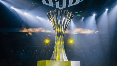 Troféu da Grande Final do PUBG Global Championship do evento PUBG United no palco