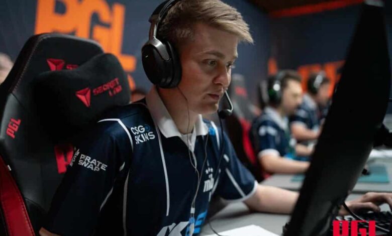 Imagem do jogador de Counter-Strike Qikert competindo no evento PGL pela MIBR